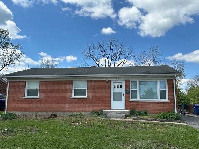 property at 2119 Jasmine Dr