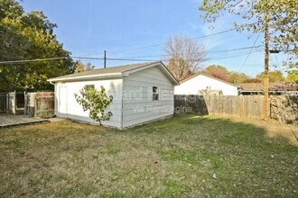 1102 E Donnell Ave in Wichita, KS - Building Photo - Building Photo