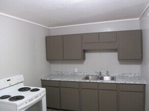 505 13th St in Huntsville, TX - Building Photo - Building Photo