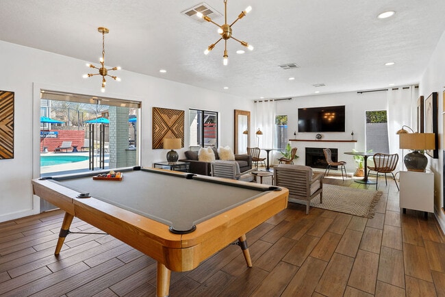 Telegraph Hill in Albuquerque, NM - Foto de edificio - Building Photo