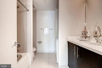 733 15th St NW in Washington, DC - Building Photo - Building Photo