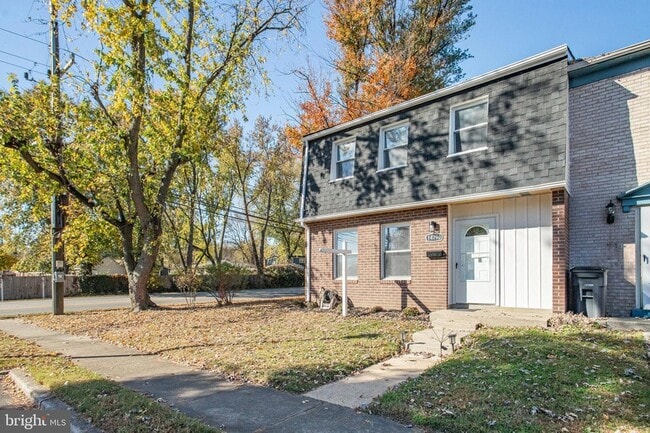 14790 Tamarack Pl in Woodbridge, VA - Building Photo - Building Photo