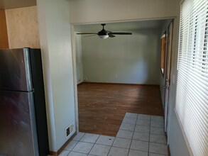 26327 McDonald St in Dearborn Heights, MI - Building Photo - Building Photo