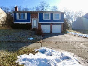 2228 Belltree Dr in Reynoldsburg, OH - Building Photo - Building Photo