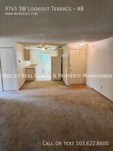 9745 SW Lookout Terrace in Beaverton, OR - Building Photo - Building Photo