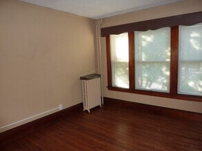 382 Wheeler St N, Unit #2 in St. Paul, MN - Building Photo - Building Photo