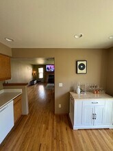 4721 Bedford Ave in Bellingham, WA - Foto de edificio - Building Photo