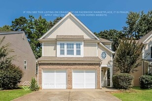 215 Cool Weather Dr in Lawrenceville, GA - Building Photo