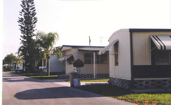 Fairhaven Mobile Home Park Apartments