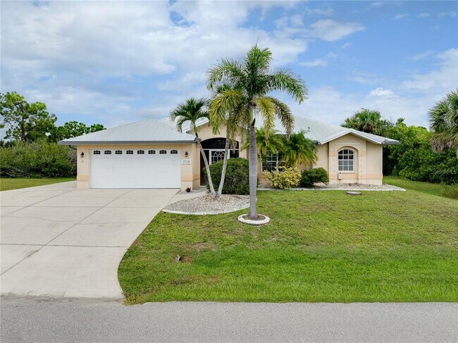 15140 Lyneburg Ave in Port Charlotte, FL - Building Photo - Building Photo