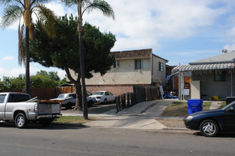 3434 42nd St in San Diego, CA - Foto de edificio - Building Photo