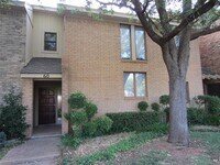 60 Fairway Oaks Blvd