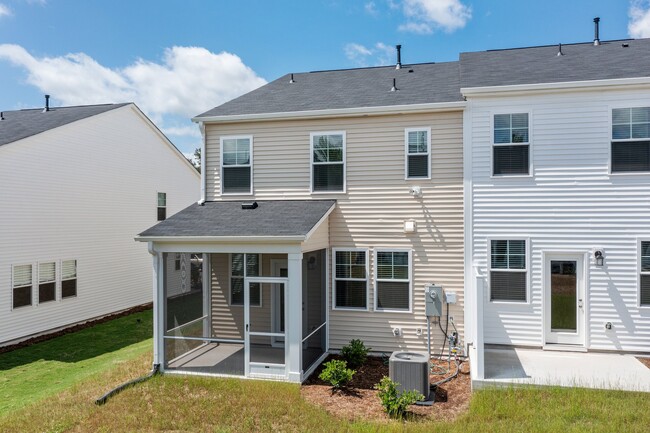 5715 Woodlawn Dr in Durham, NC - Building Photo - Building Photo