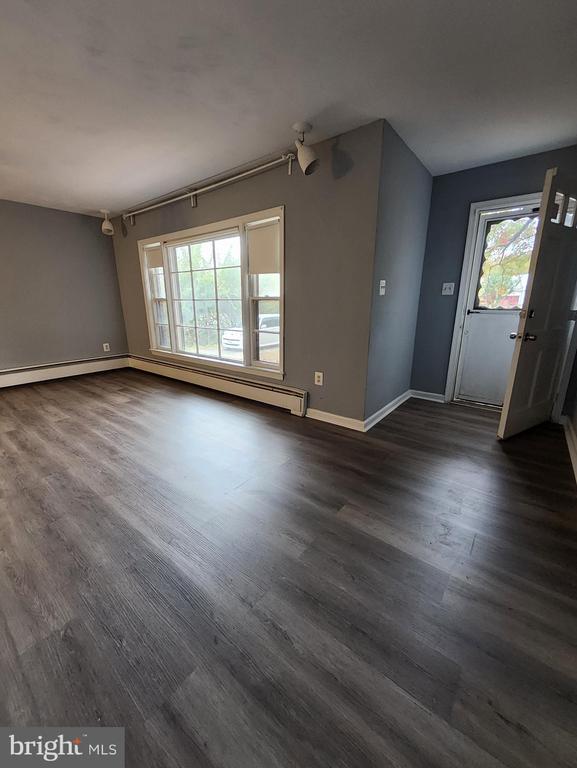 13723 Dumfries Rd in Manassas, VA - Building Photo - Building Photo