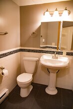 958 15th Ave SE in Minneapolis, MN - Building Photo - Building Photo