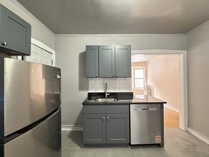 4027 W Melrose St in Chicago, IL - Foto de edificio - Building Photo