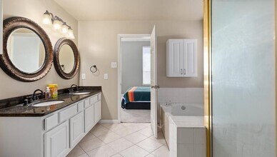 20707 Redbud Trail in Humble, TX - Building Photo - Building Photo