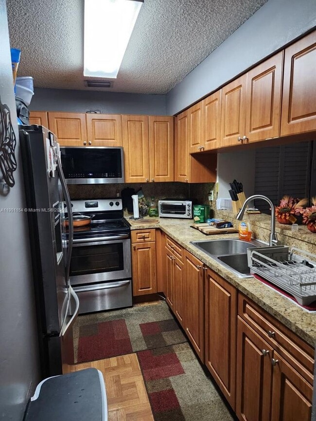 property at 2221 Sherman Cir