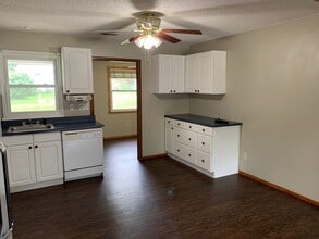 1818 N Granview Dr in Quincy, IL - Building Photo - Building Photo