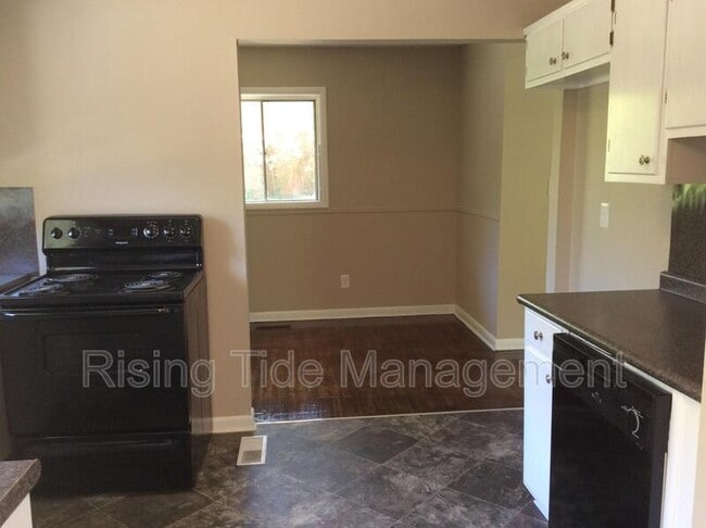 413 Fernbrook Ave in Birmingham, AL - Building Photo - Building Photo