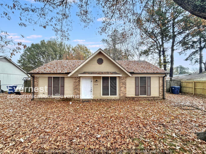 6220 Forestgate Rd in Horn Lake, MS - Building Photo