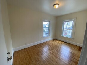 12 Ashford St, Unit 217 in Boston, MA - Building Photo - Building Photo