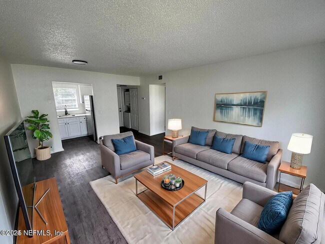 1515 Pullen Rd in Jacksonville, FL - Building Photo - Building Photo