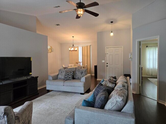 1225 Ego Dr in Crestview, FL - Building Photo - Building Photo