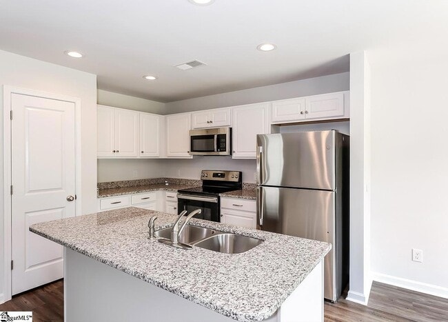 502 Pollyanna Dr in Greenville, SC - Building Photo - Building Photo