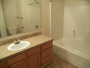 1149 N Caterpillar Ave in Kuna, ID - Building Photo - Building Photo