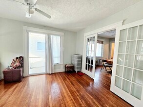 44 Day St, Unit 42 in Boston, MA - Building Photo - Building Photo