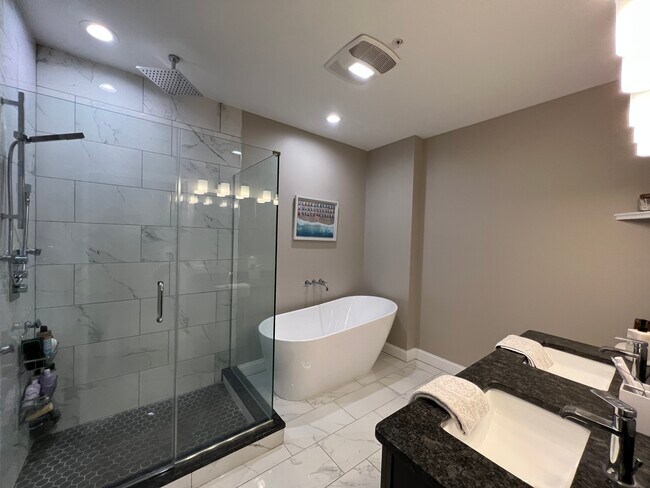 428 Lackawanna Ave, Unit 304 in Scranton, PA - Building Photo - Building Photo