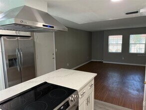 726 Edgewater Dr in Orlando, FL - Building Photo - Building Photo