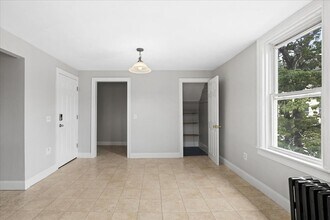 36 Cedar St in Worcester, MA - Foto de edificio - Building Photo