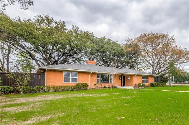 property at 6815 Azalea Ln