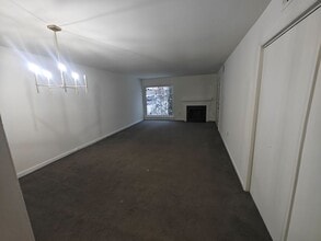 10224 Iron Mill Rd in Richmond, VA - Building Photo - Building Photo