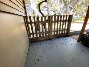 7611 Paula Dr-Unit -2 in Tampa, FL - Building Photo - Building Photo