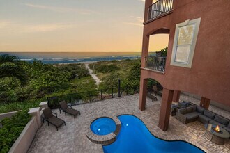 9548 W Gulf Blvd in Treasure Island, FL - Building Photo - Building Photo