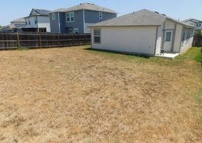 7639 Hercules Point in San Antonio, TX - Building Photo