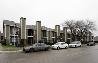 Townview Apartments in Dallas, TX - Building Photo - Building Photo