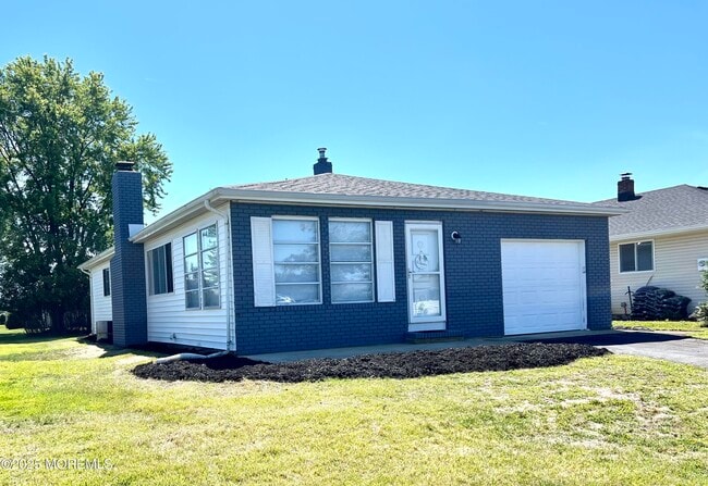 property at 20 St Kitts Dr