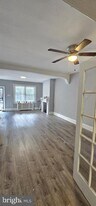 5611 Boyer St in Philadelphia, PA - Building Photo