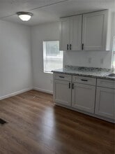 6811 Rochelle Ave in New Port Richey, FL - Building Photo - Building Photo