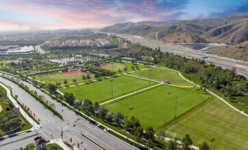 106 Sunnyside in Irvine, CA - Building Photo - Building Photo