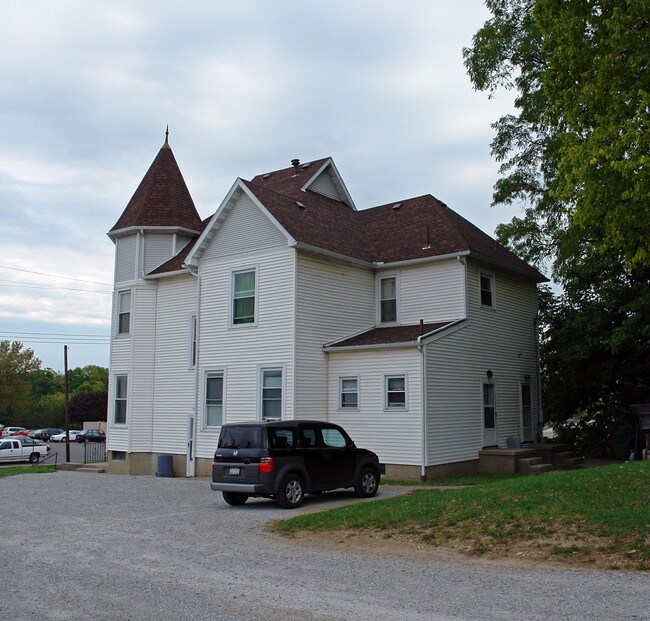 1122 N Plum St in Springfield, OH - Foto de edificio - Building Photo