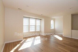 1719 St Johns Ln in Sewickley, PA - Building Photo - Building Photo