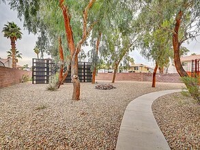 1443 Basin View Cir in Las Vegas, NV - Building Photo - Building Photo