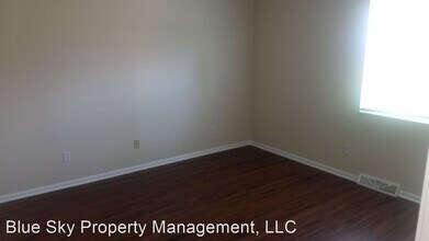 824 Oak St in Connersville, IN - Building Photo - Building Photo