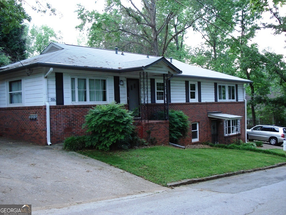 482 Magnolia Dr, Unit B in Pine Lake, GA - Building Photo