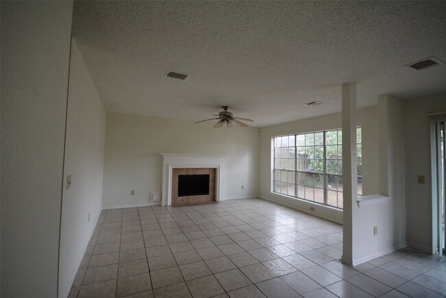 property at 3106 Rimrock Dr